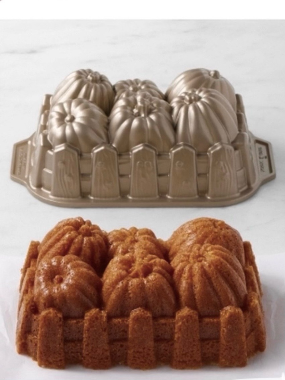 EUC Nordic Ware Pumpkin Harvest Bread Loaf Pan